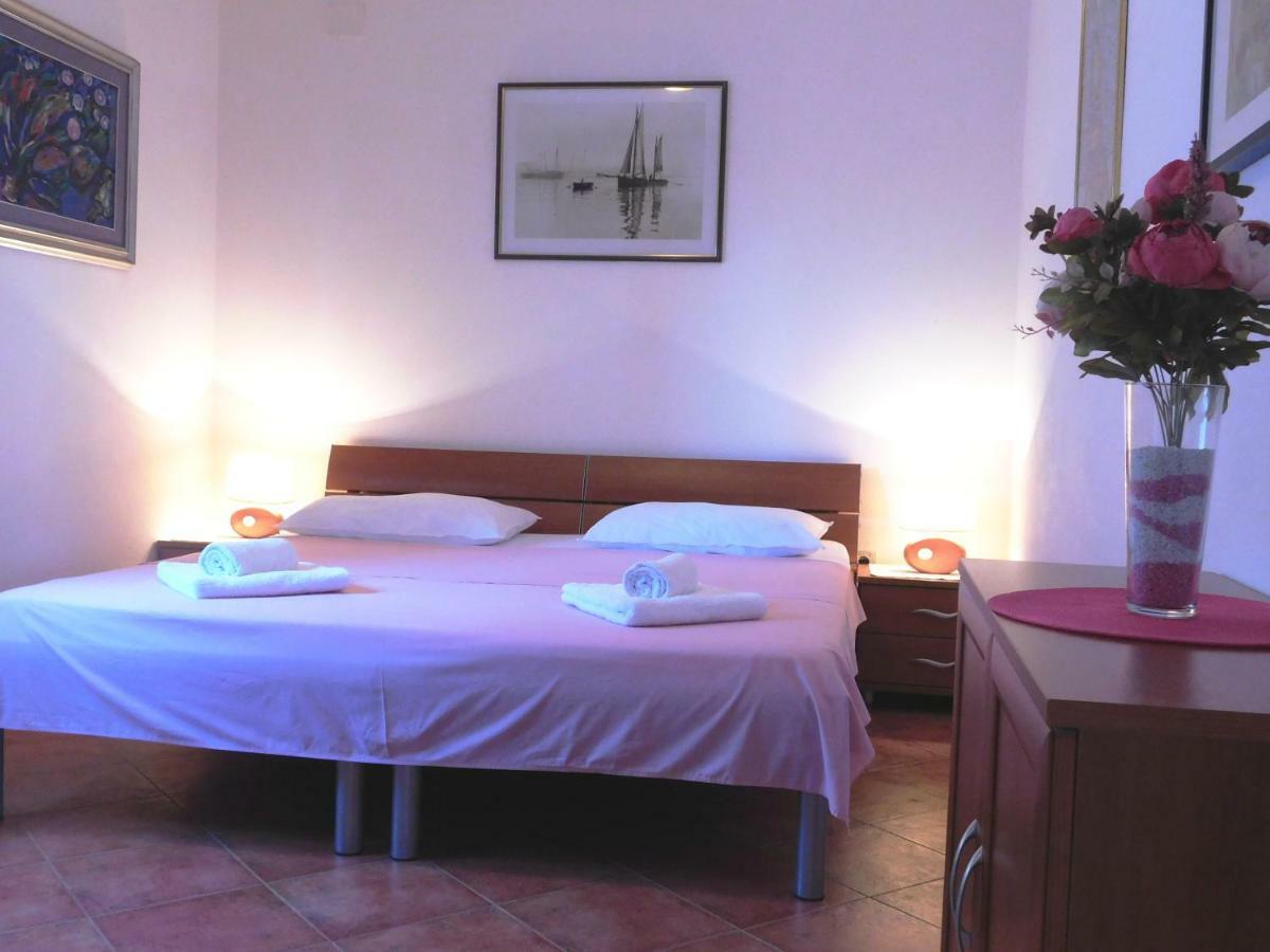 Apartman Niki Makarska Exterior photo